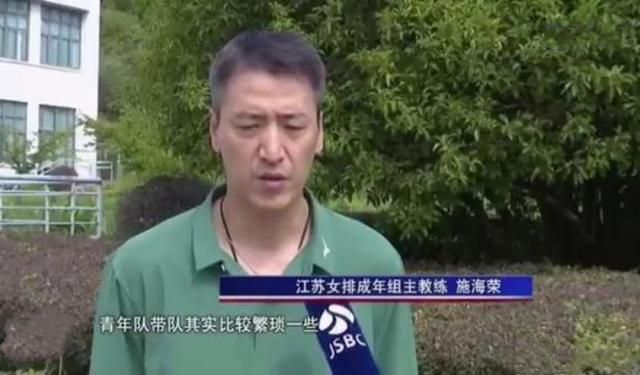 大方认爱卡哥：是的，我们订婚了 锦绣开年！