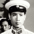 “潘粤暗”的双胞胎哥哥潘粤明与“河神”李现共同拍摄时尚大片。