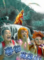 片中，冯绍峰大改往日翩翩公子形象，黑衣冷面、红发蓝眼化身“盛唐武神”，过了把打星瘾。
